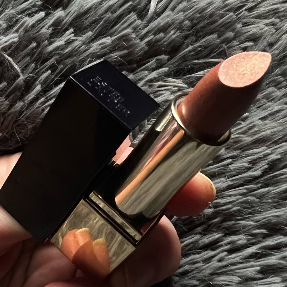 Pure color lasting shimmer Estée Lauder lipstick 💄💋💋